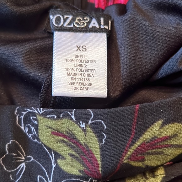 ROZ & ALI FAUX WRAP HI/LOW BLACK FLORAL SKIRT - Picture 3 of 4